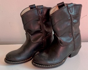 lot 295 image: Childrens Cowboy Boots
