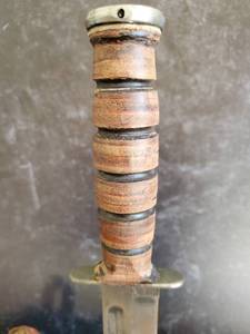 lot 68 image: U.S. Made Hunting Knife