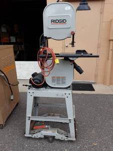 lot 1 image: Ridgid Band Saw With Stand Model BS14000