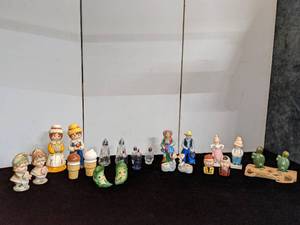 lot 150 image: Variety Lot of Salt & Pepper Shakers