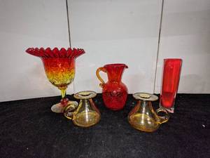 lot 151 image: Decorative Red & Gold Glassware, Including Fenton Vase