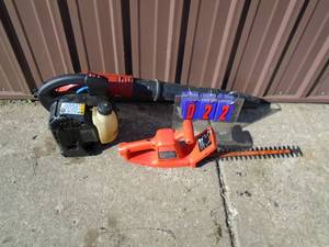 Home lite 2 cycle blower & 110 volt hedge trimmer. Tested & works. As shown.