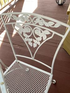 lot 3 image: Vintage White Cast Iron Patio Set includes Table and 4 Chairs