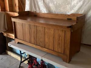 lot 99 image: Hinged Top ChestBench