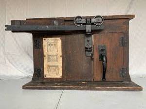 lot 106 image: Rare circa 1910 Salesman Sample Garage Door Display