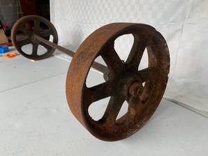 lot 113 image: Vintage Cast Iron Wheels on Axle