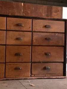 lot 115 image: Primitive Antique Long Storage Chest