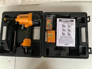 lot 137 image: Bostitch Finishing Tool