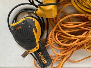 lot 143 image: DeWalt Power Tools