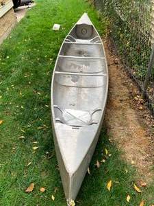 lot 180 image: Grumman 15 foot Canoe