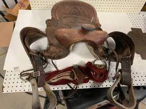 Vintage Western Leather Horse Saddle & Stirrups
