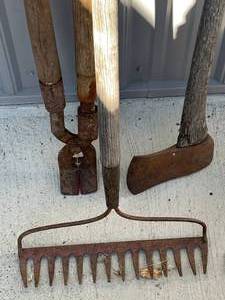 Lot of Six Long Handle Tools