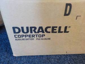 Case of 112 Duracell size D Batteri...