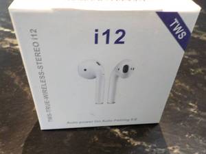 True Wireless Stereo i12...