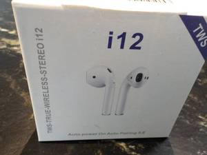 True Wireless Stereo i12...