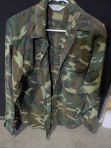 Camouflage Shirt size L...