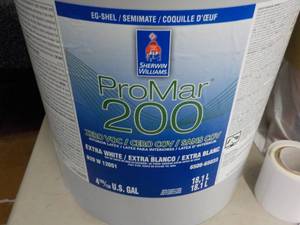 Pail of Sherwin Williams ProMan 200...