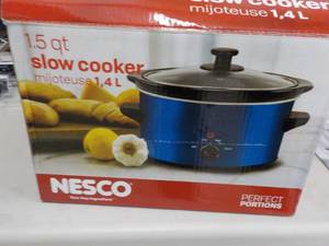Nesco 1.5 qt Slow Cooker...