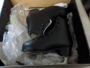 American Ice Skates size 1...