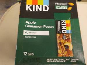 12 KIND Apple Cinnamon Pecan Protei...