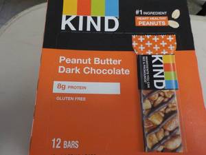 12 KIND Peanut Butter Dark Chocolat...