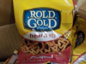 4 Cases Rold Gold Heartzels past b...