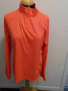 Underarmour Size XL almost new...