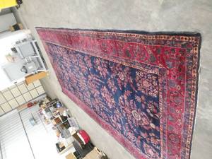 lot 4 image: Huge 10x20 ft Rug.
