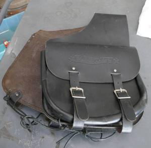 lot 63 image: Leather saddlebag - like new - says Harley