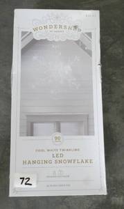 lot 72 image: Large 42 indooroutdoor LED snowflake with 90 lights