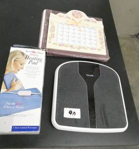 lot 90 image: Heating pad, digital scale and calendar, untested