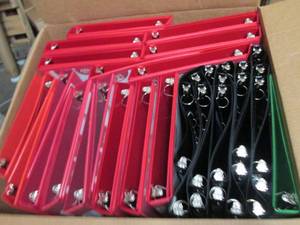 lot 211 image: Box of 3 ring binders...