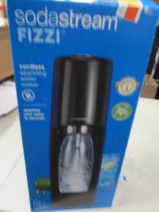 lot 225 image: soda stream untested...