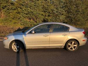 2006 Mazda Mazda3i - 83,331 miles - 2 owner