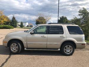 2007 Mercury Mountaineer Luxury - AWD - VERY CLEAN Indiana Vehicle