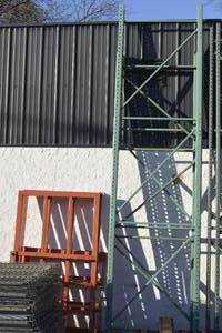 quantity of 1 14 x 42 upright and 2 12 x 42 uprights
