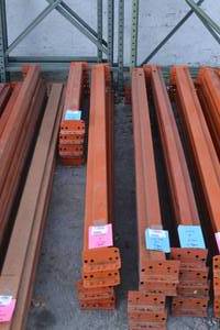 quantity of 4 8 cross beams