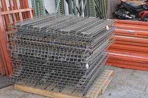 Top 12 pallet racking decks  nests