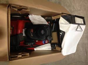 22 in. Honda High Wheel Variable Speed Gas Walk Behind Self Propelled Lawn Mower by Toro Customer Returns See Pictures