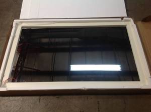 Medium Rectangle White Contemporary Mirror (36 in. H x 60 in. W) customer return see pictures