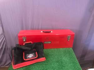 lot 6 image: Tool Box & Tool Bag