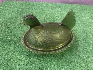 lot 15 image: Green Glass Chicken Dish