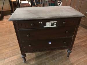 lot 55 image: Dresser