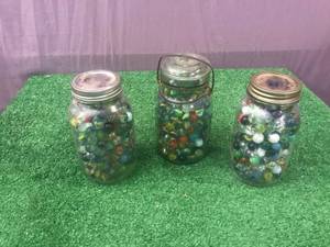 lot 153 image: Glass Marbles