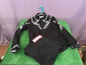 lot 90 image: Show Horse Apparel