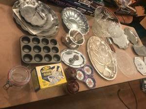 lot 119 image: Everything on Table