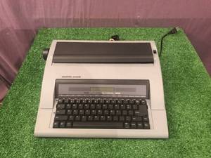 lot 197 image: Swintec 2416DM Typewriter