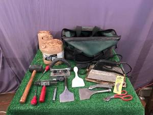 lot 210 image: Carpet Installation Tools