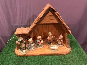 lot 235 image: Nativity Set