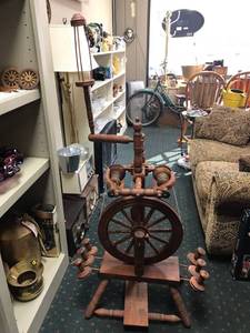 lot 258 image: Spinning Wheel